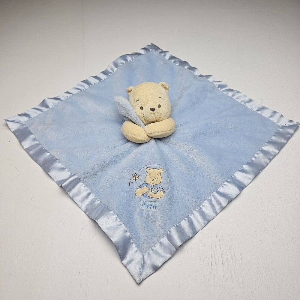 Disney Winnie The Pooh Security Lovey Rattle Plush Satin Trim Satin Back